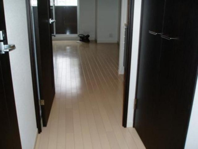 【内装】 | アーデンタワー西本町 | 内装は落ち着いています