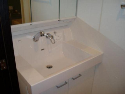 【独立洗面台】 | アーデンタワー西本町 | 独立洗面台、朝の身支度には欠かせません