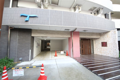 【エントランス】 | レジュールアッシュ難波MINAMI-Ⅲ