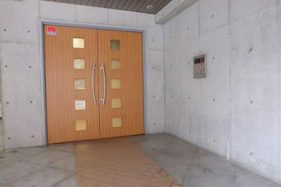 【エントランス】 | アーバンコンフォート堀江 | 建物の内部です