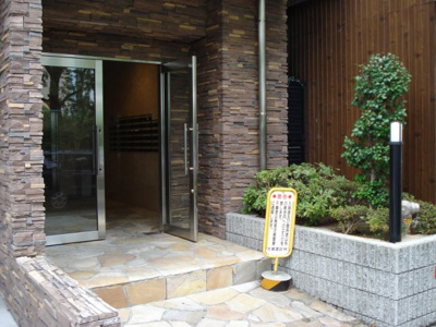 【エントランス】 | ロワ・リオン上町