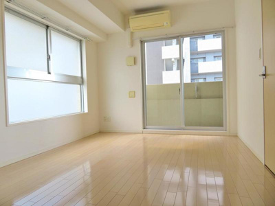 【居間・リビング】 | ジュネーゼグラン福島Noda | 使いやすいリビングです