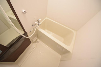 【浴室】 | エステムプラザ難波WESTリバークロス | お風呂です