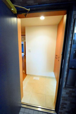 【玄関】 | リーガル江戸堀