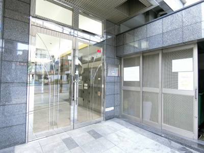 【エントランス】 | CITY SPIRE 九条Ⅲ | 毎日通るエントランスはこのようになっています