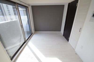 【居間・リビング】 | Grandi Utsubo Park