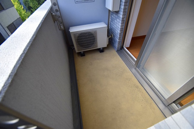 【バルコニー】 | エスリード御堂筋梅田 | バルコニー付きです