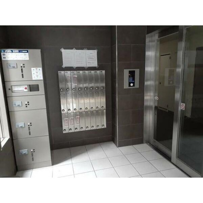 【エントランス】 | リーベルクリサンス