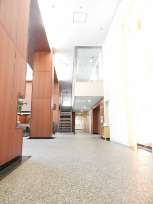 【ロビー】 | ビオール大阪大手前タワー | ゆとりのあるロビーです