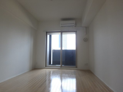 【洋室】 | プール・トゥジュール梅田ウエスト