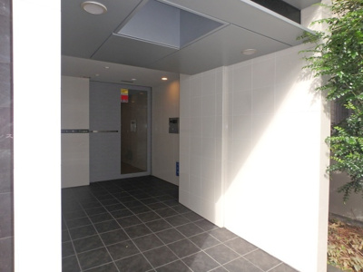 【エントランス】 | ロイヤルレジデンス梅田フロント