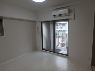 【洋室】 | ロイヤルレジデンス梅田フロント