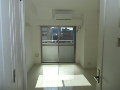 【寝室】 | プラチナム松屋町