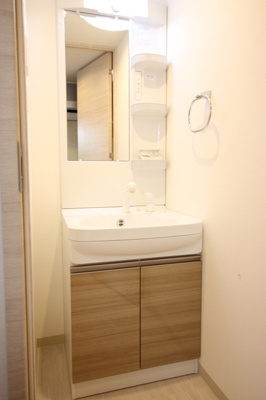 【洗面所】 | Rainbow Coat 南堀江