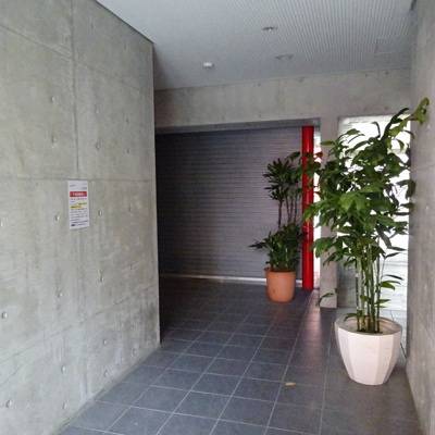 【エントランス】 | サンロレンツ心斎橋東