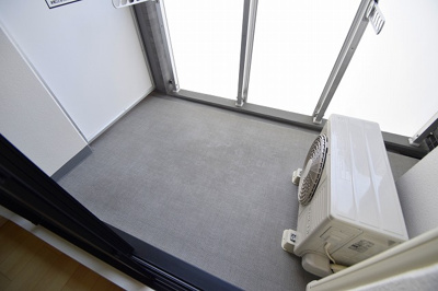 【バルコニー】 | アドバンス西梅田Ⅴグランデ | 開放的で明るい空間を演出してくれるバルコニーです