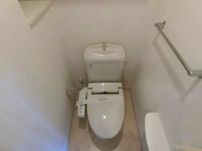 【トイレ】 | アリス・マナーガーデン谷町 | 清潔感のあるトイレです