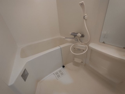 【浴室】 | クラウンハイム北心斎橋フラワーコート | お風呂で日々の疲れを落としましょう