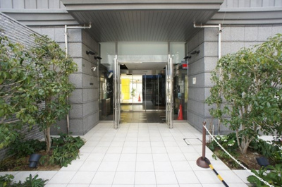 【エントランス】 | エスリード梅田北