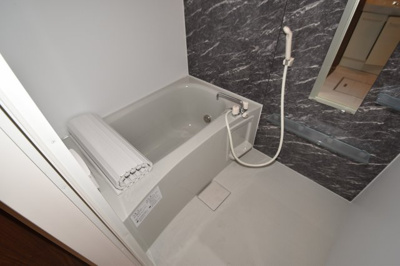 【浴室】 | アンビエント玉造 | 日々の暮らしに欠かせないお風呂です