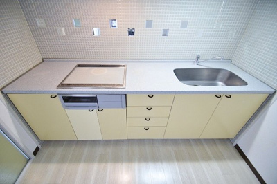 【キッチン】 | グランパスエクシード | コンパクトなキッチンで掃除もラクラク