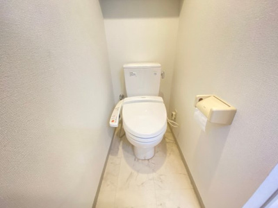 【トイレ】 | HF東心斎橋レジデンス | シンプルで使いやすいトイレです