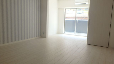 【居間・リビング】 | ファーストフィオーレ本町イーストⅡ