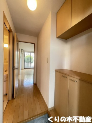 【玄関】 | アーネスト南日吉 | 収納もある玄関です