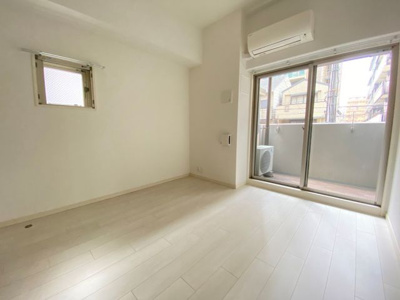 【居間・リビング】 | ファーストステージ心斎橋EAST