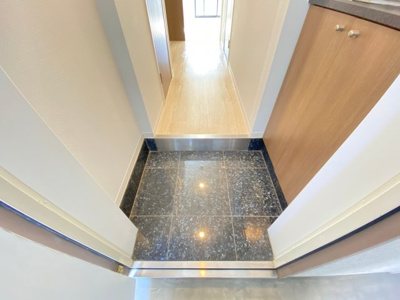 【玄関】 | ブルービーサクラガワエキマエ