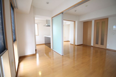 【洋室】 | アースブルージュ