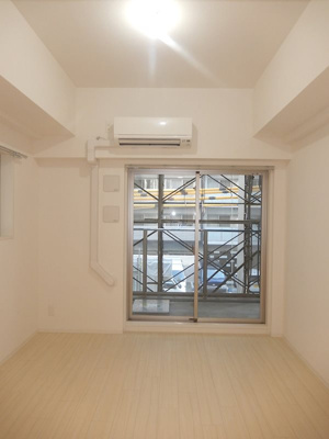 【居間・リビング】 | エスリード本町靭公園レジデンス | 使いやすい居間です