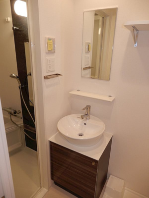 【独立洗面台】 | エスリード本町靭公園レジデンス | 使いやすい独立洗面台です