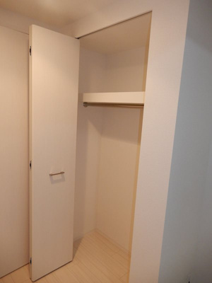 【収納】 | エスリード本町靭公園レジデンス | たっぷりとした収納スペースです