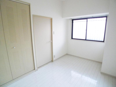 【洋室】 | ロベリア弐番館