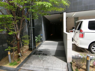 【エントランス】 | ルクレ内久宝寺 | 清潔なエントランスです