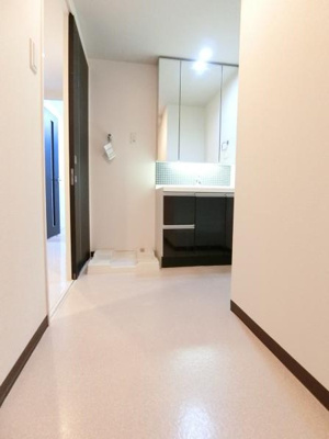 【居間・リビング】 | ルクレ内久宝寺 | リビングです