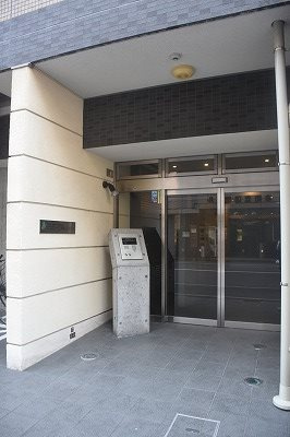 【エントランス】 | エコロジー立売堀レジデンス | 清潔なエントランスです