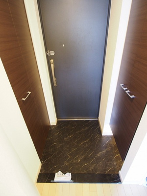 【玄関】 | レオンコンフォート本町東