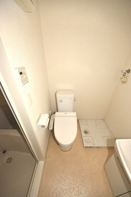 【トイレ】 | リヴィアス難波ルーチェ