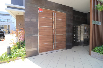 【エントランス】 | Lazo 福島