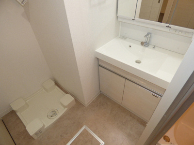 【独立洗面台】 | エトワール阿波座 | 独立洗面台あり、毎朝おしゃれに忙しい女性の方におすすめです