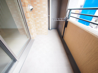 【バルコニー】 | ビバーナ日本橋 | 陽当たり良好なバルコニーです