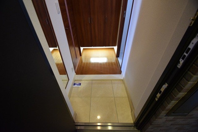 【玄関】 | リーガル京町堀