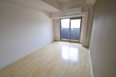 【居間・リビング】 | プランドール福島レジデンス | リビングです