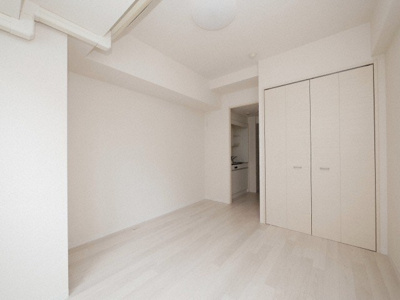 【洋室】 | メゾン夕陽ケ丘