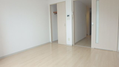 【居間・リビング】 | ドゥーエ本庄 | 居間です