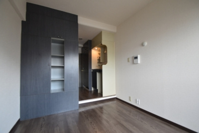 【寝室】 | ラ・レジダンス・ド京橋 | ゆったりとしたリビングです