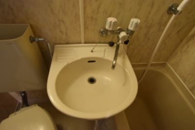 【洗面所】 | ラ・レジダンス・ド京橋 | 明るい洗面所です