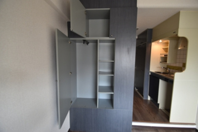 【収納】 | ラ・レジダンス・ド京橋 | ちょっとした収納スペースも充実しています
